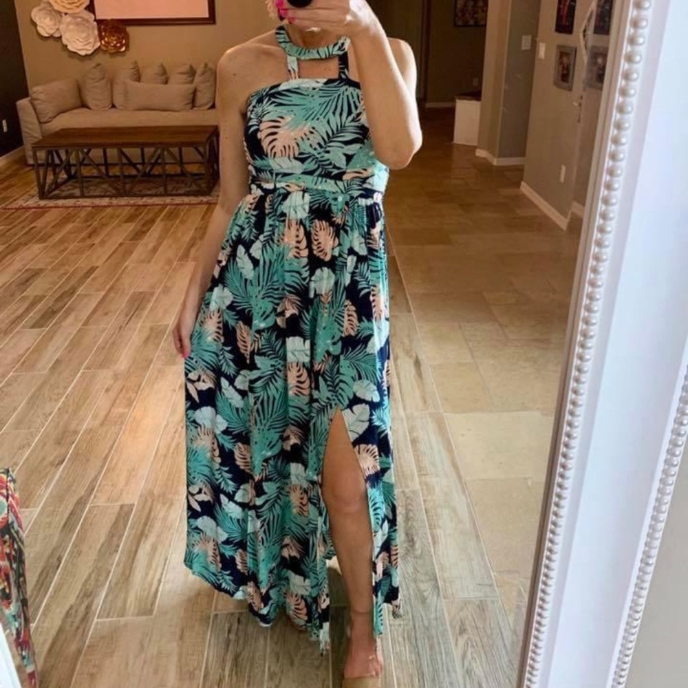 Palm tree 🌴 beautiful dress